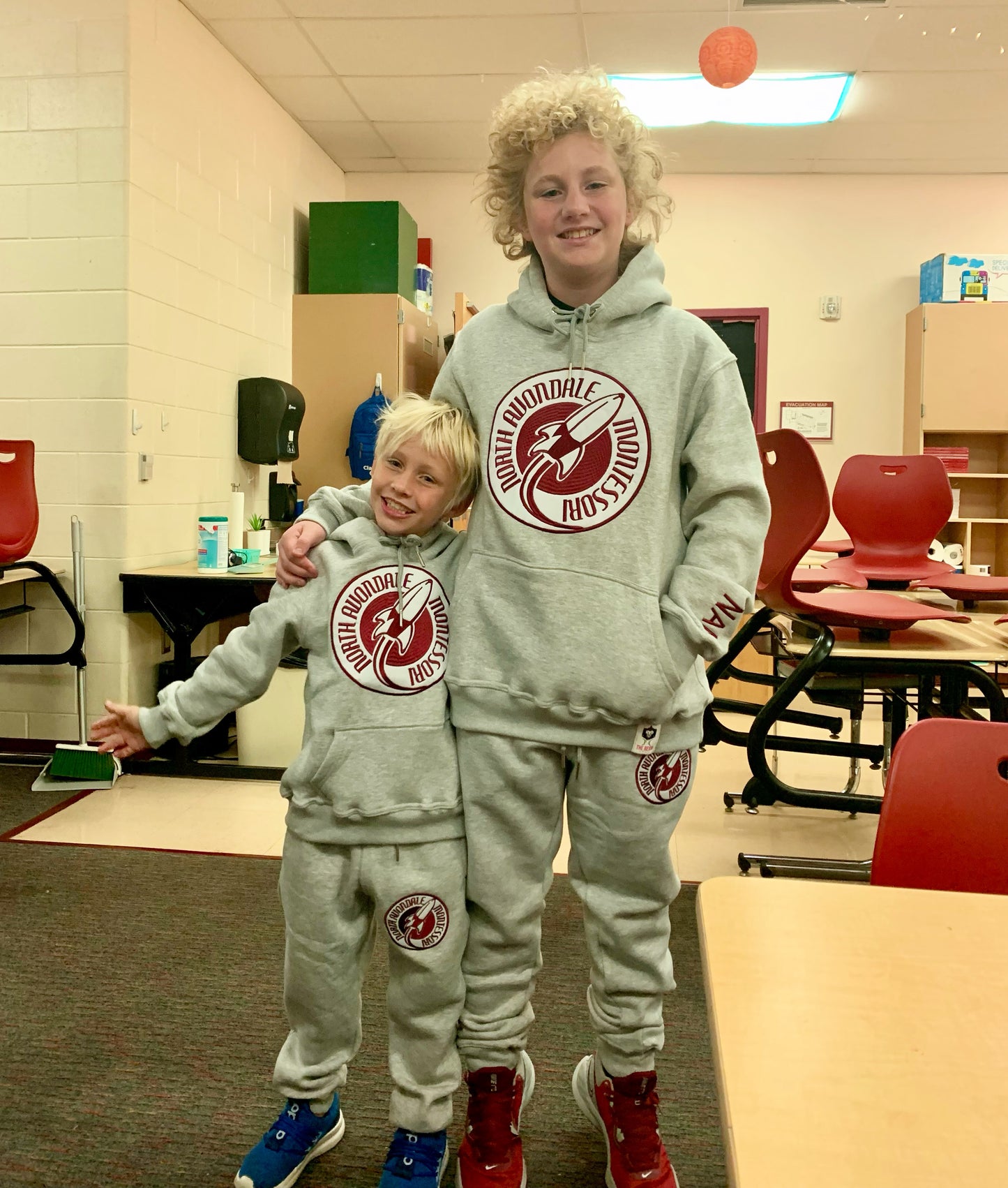 North Avondale Montessori Jogger Set -Youth